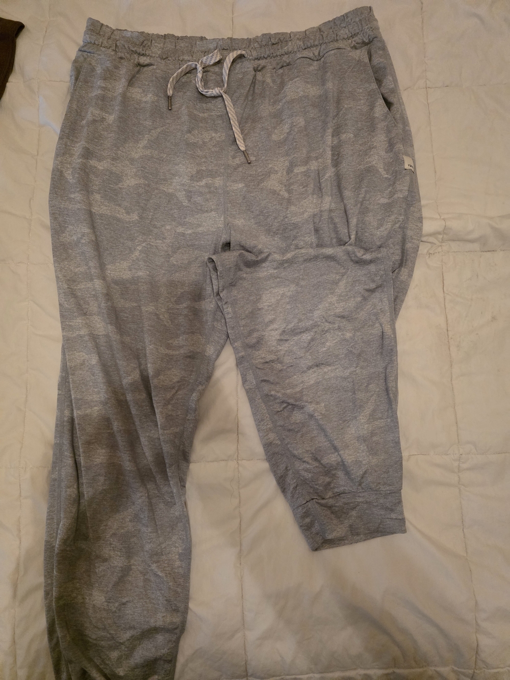 Vuori Light Gray Heather Jogger Pants